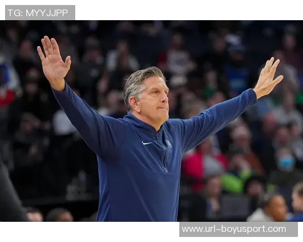 芬奇直言球队进攻如同灾难投篮选择和战术执行全方位失误